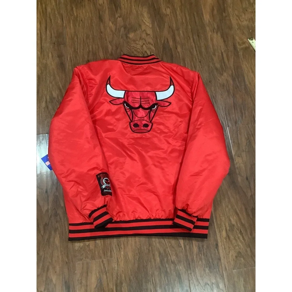 CHICAGO BULLS Satin Jacket sz medium red NBA EMBROIDERED MSRP $125